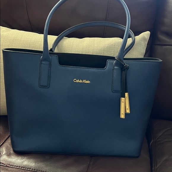 Calvin Klein tote color - Picture 1 of 3